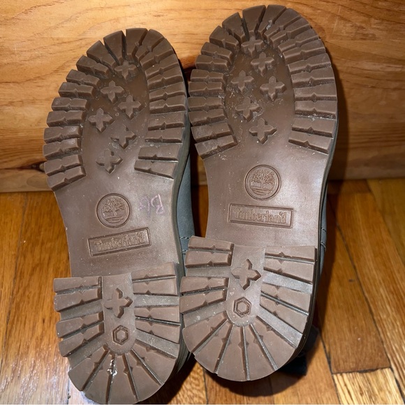 Timberland Courmayeur Valley Chelsea Boot. Excellent condition. - Picture 7 of 7